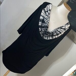 Soft Surroundings Black Top/Tie-Dye Scoop Neck - Sz L